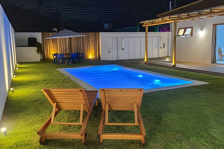 Heated pool with hydro and beach